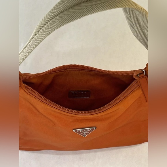 SOLD Fashion- Authentic PRADA mini shoulder bag . Includes authenticity card. - Picture 5 of 8